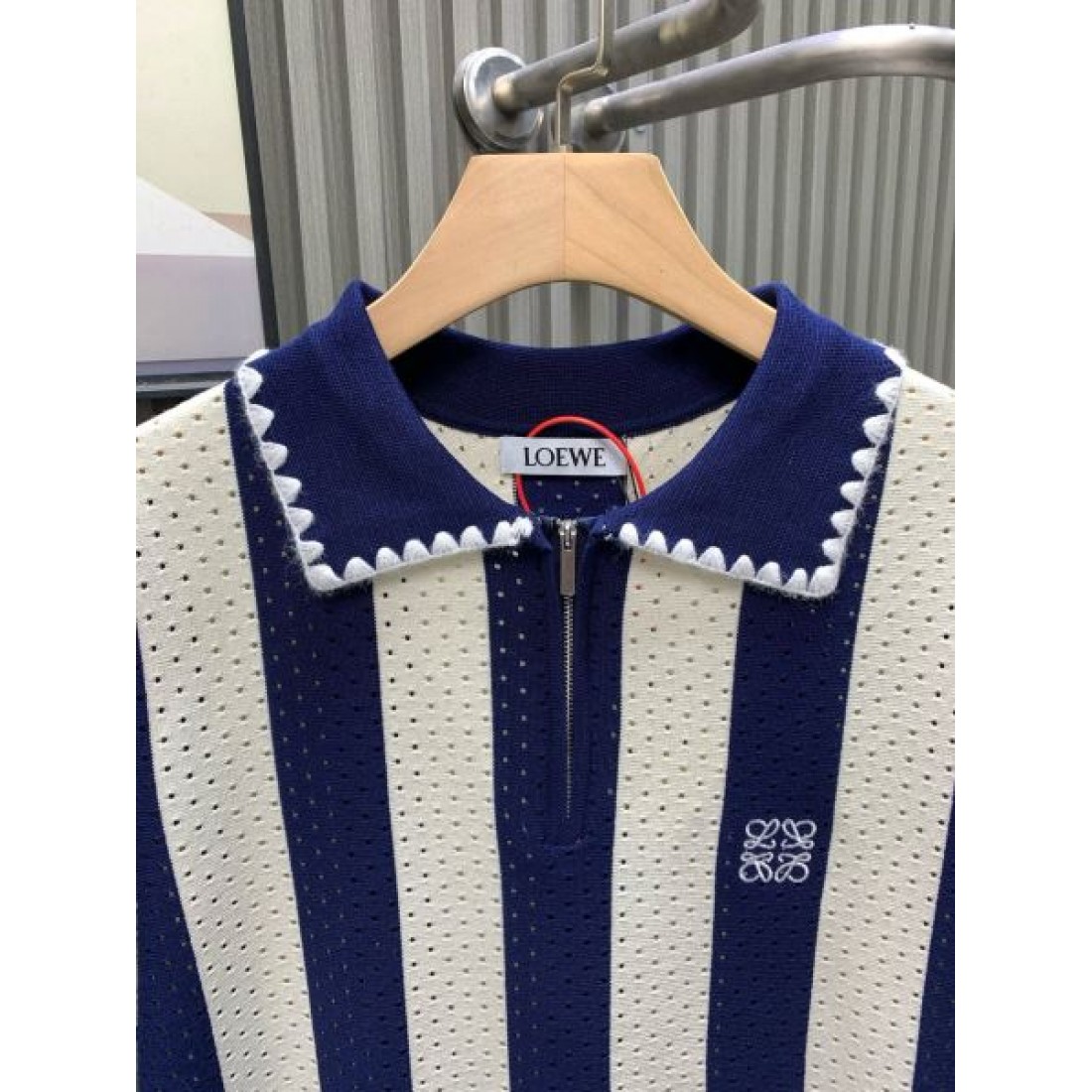 2025FW 半袖Tシャツ LOEWE ロエベ コピー 季節感たっぷり - 画像 (4)