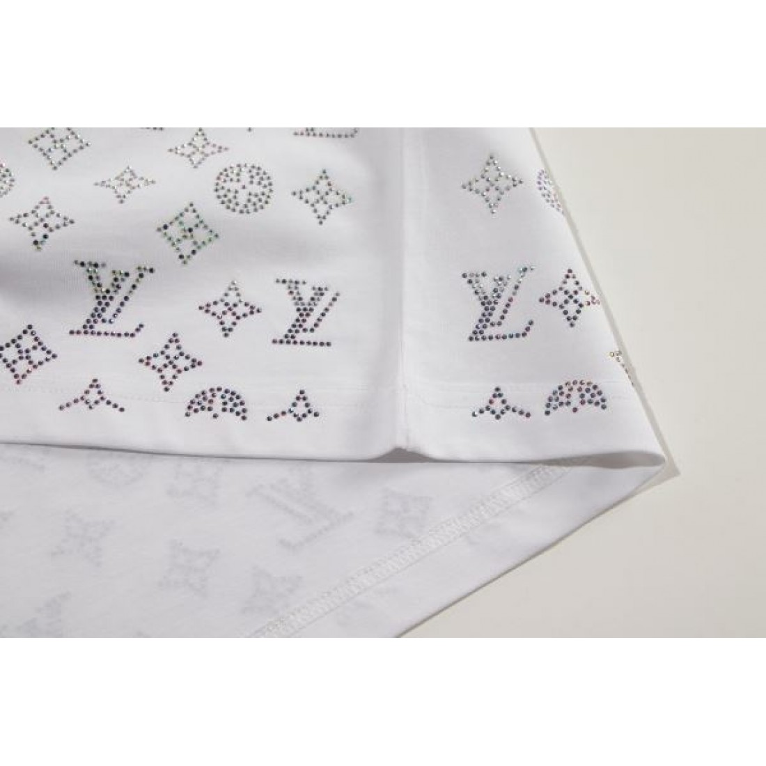 2025FW 半袖Tシャツ LOUIS VUITTON ルイヴィトン コピー 完璧なシルエット - 画像 (6)