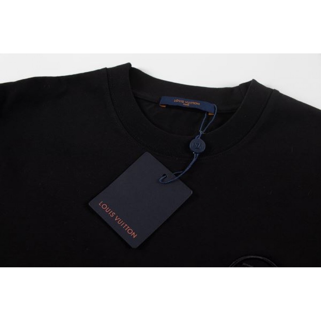 2025FW 半袖Tシャツ LOUIS VUITTON ルイヴィトン コピー 都会的な印象 - 画像 (5)