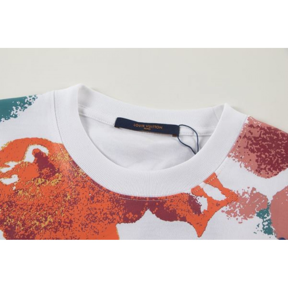 2025FW 半袖Tシャツ LOUIS VUITTON ルイヴィトン コピー 高級感漂う - 画像 (6)