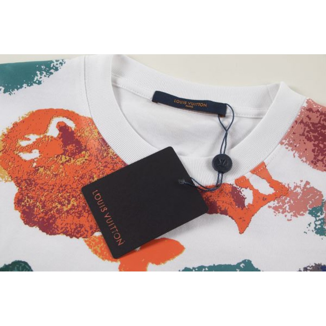 2025FW 半袖Tシャツ LOUIS VUITTON ルイヴィトン コピー 高級感漂う - 画像 (9)