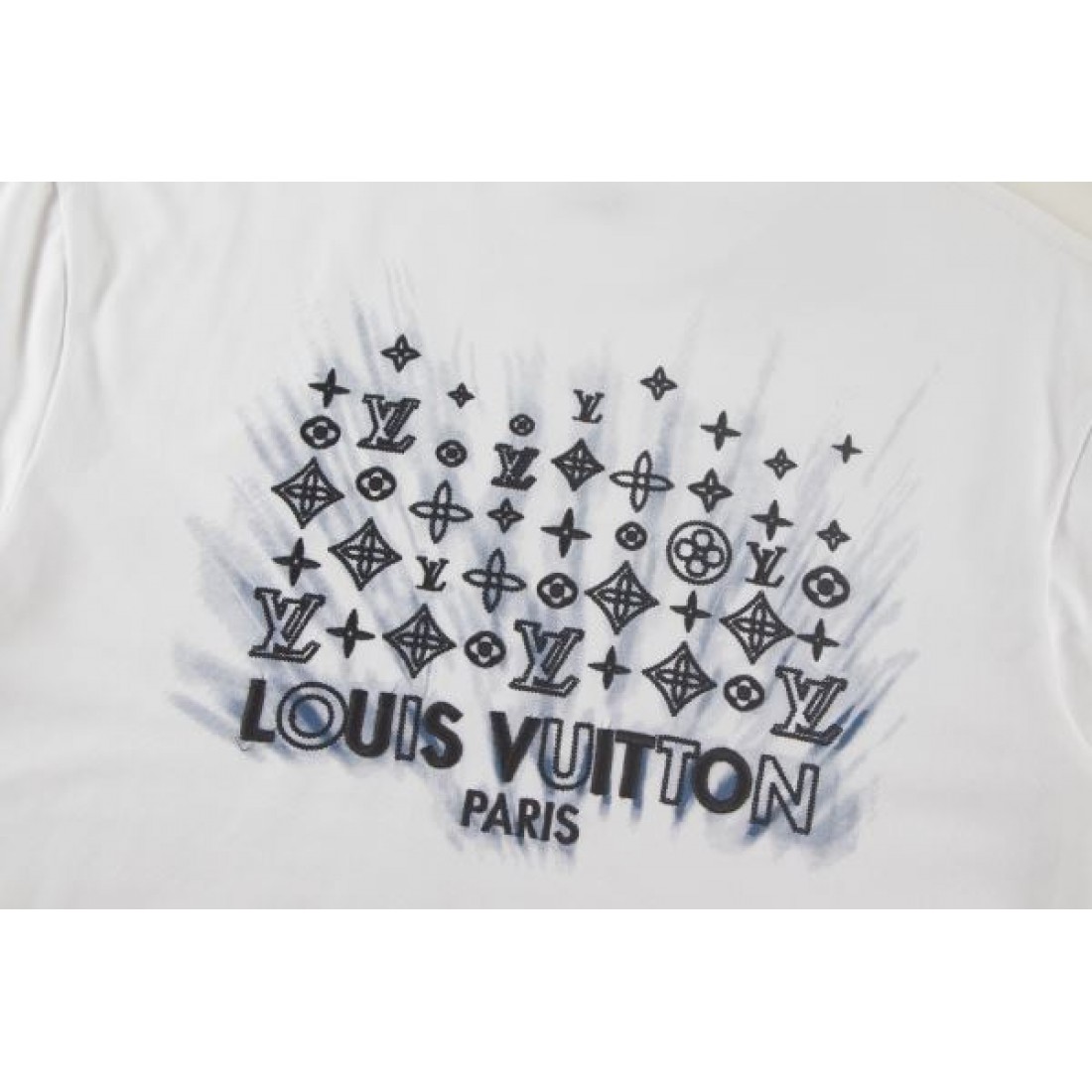 2025FW 半袖Tシャツ LOUIS VUITTON ルイヴィトン コピー 洗練された雰囲気 - 画像 (7)