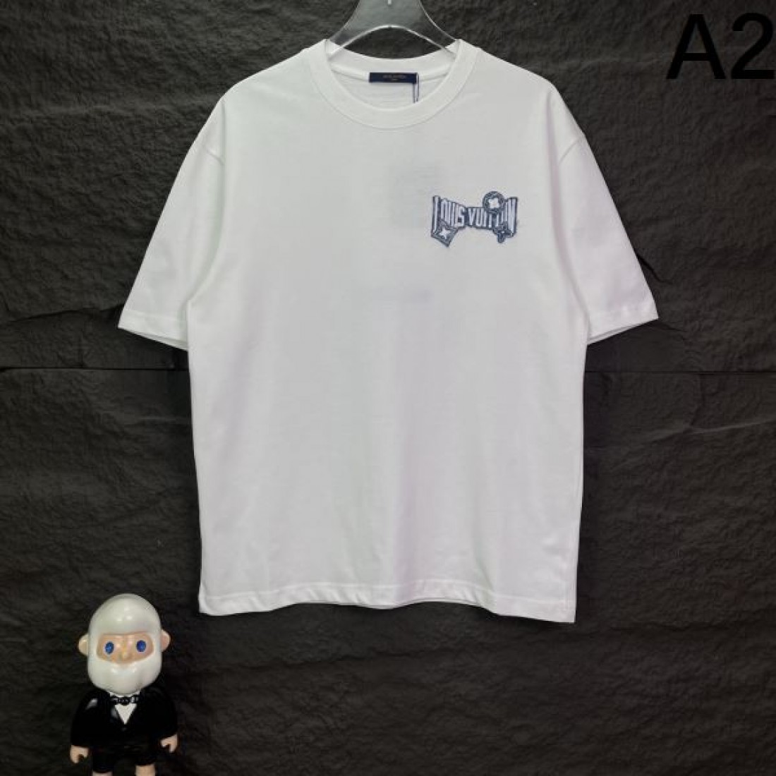 2025FW 半袖Tシャツ LOUIS VUITTON ルイヴィトン コピー 大胆なデザイン - 画像 (3)