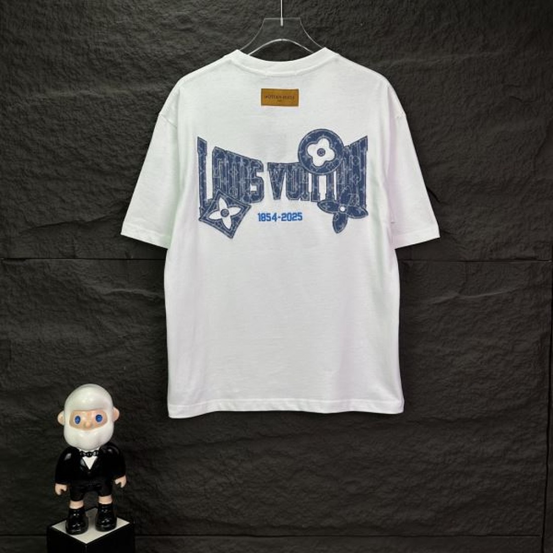 2025FW 半袖Tシャツ LOUIS VUITTON ルイヴィトン コピー 大胆なデザイン - 画像 (4)