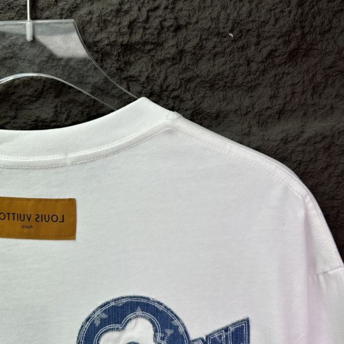 2025FW 半袖Tシャツ LOUIS VUITTON ルイヴィトン コピー 大胆なデザイン - 画像 (7)