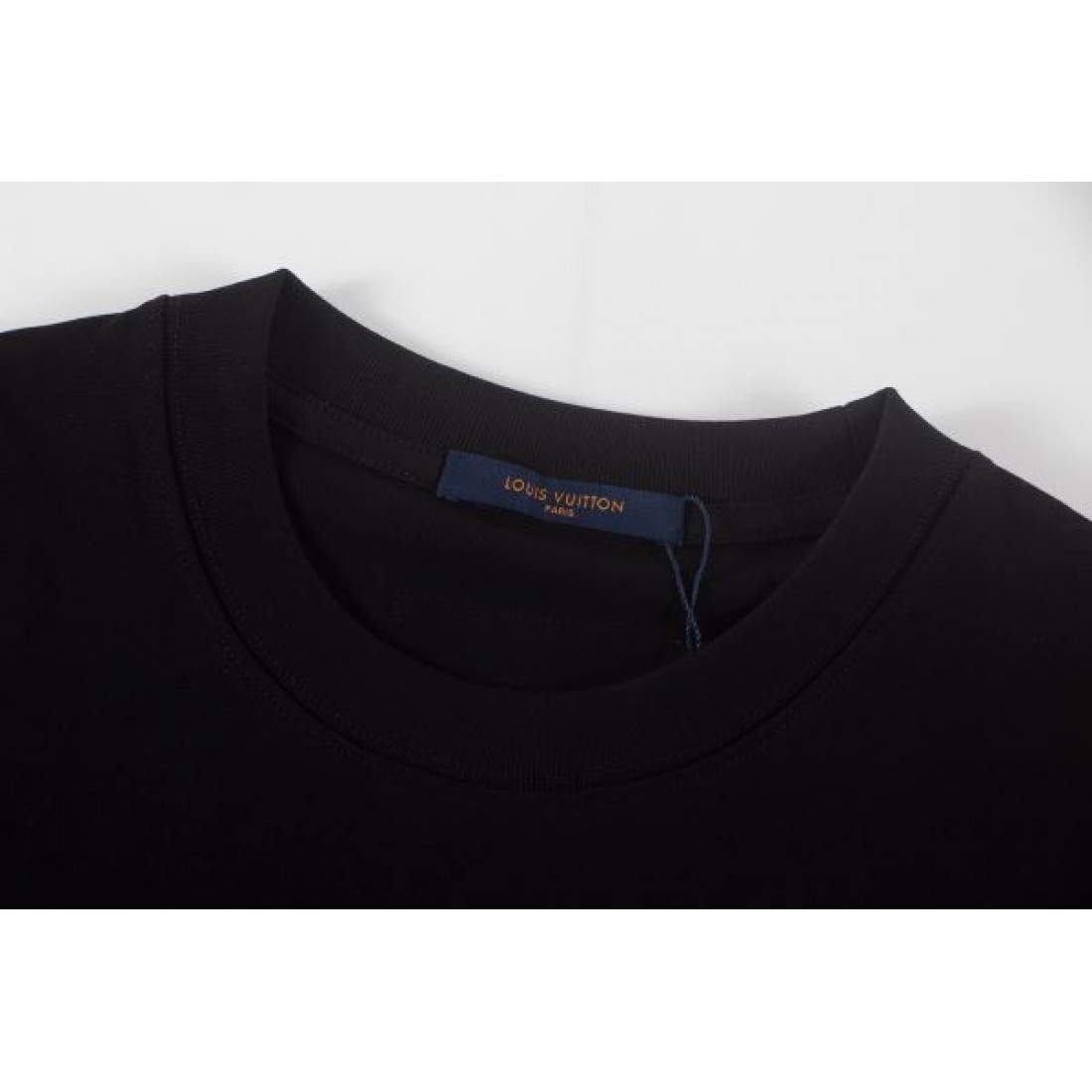 2025FW 半袖Tシャツ LOUIS VUITTON ルイヴィトン コピー オシャレスタイルは今季も - 画像 (5)