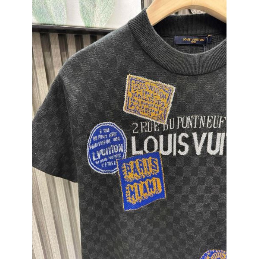 2025FW 半袖Tシャツ LOUIS VUITTON ルイヴィトン コピー 一目惚れアイテム - 画像 (6)