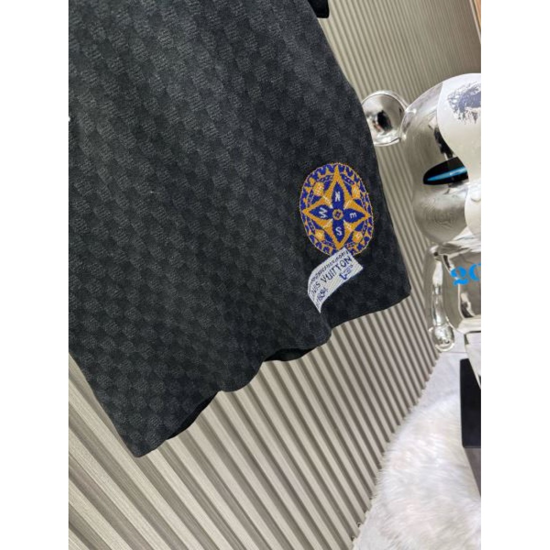 2025FW 半袖Tシャツ LOUIS VUITTON ルイヴィトン コピー 一目惚れアイテム - 画像 (8)