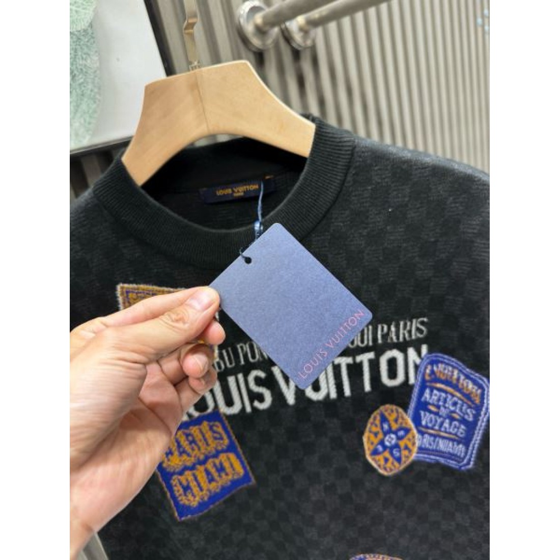 2025FW 半袖Tシャツ LOUIS VUITTON ルイヴィトン コピー 一目惚れアイテム - 画像 (9)