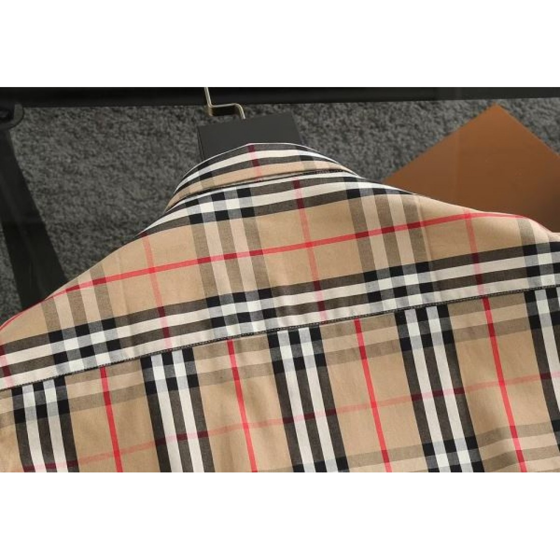 BURBERRY バーバリー 上級者すぎる着こなし 2024SS シャツ - 画像 (5)