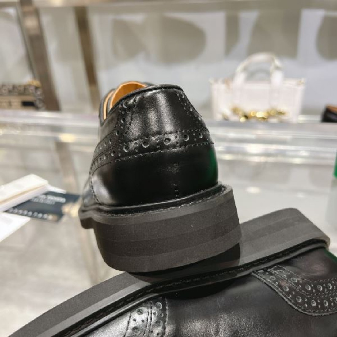 BOTTEGA VENETA ボッテガヴェネタ 今すぐ欲しい 2024SS メンズ用 ビジネスシューズ - 画像 (9)