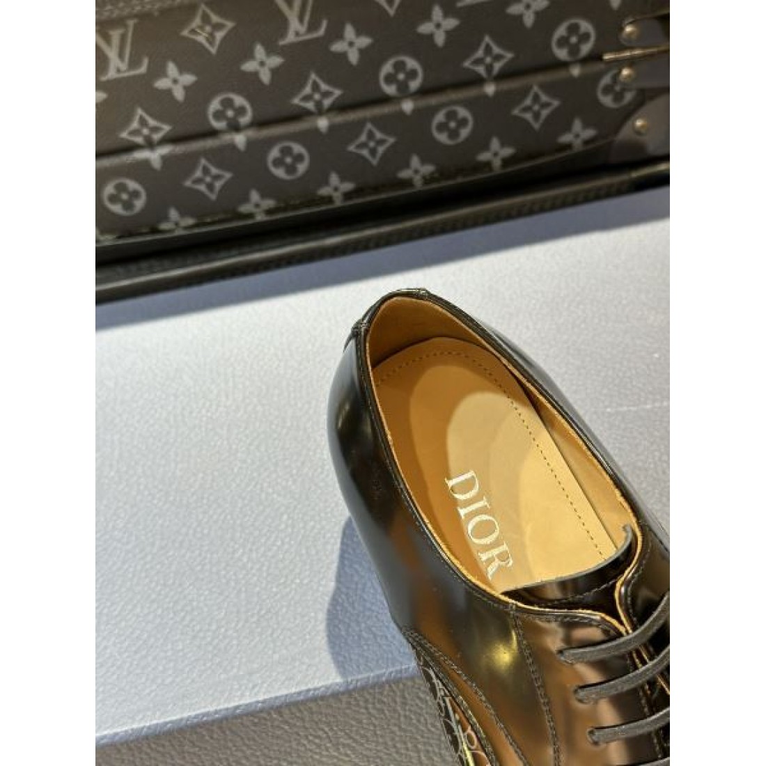 DIOR ディオール 春先にはもってこいの色 2024SS メンズ用 ビジネスシューズ - 画像 (9)