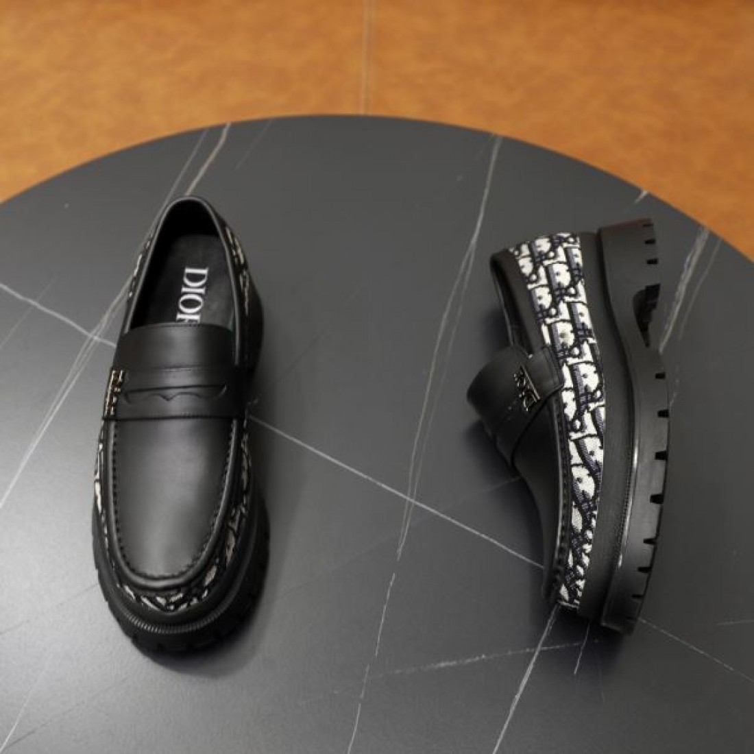 2024FW メンズ用 ビジネスシューズ DIOR ディオール 抜群な魅力的なアイテム - 画像 (7)