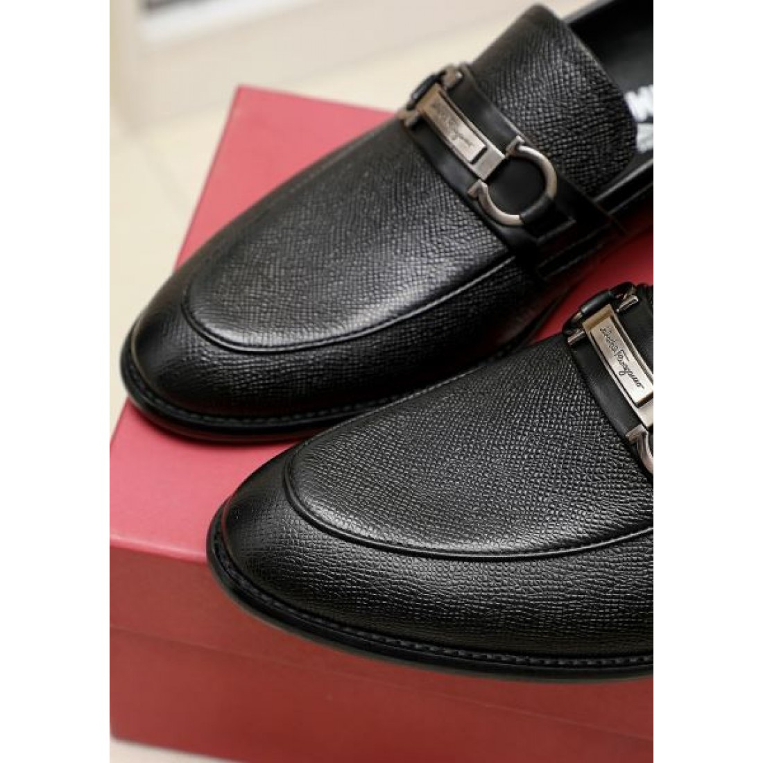 FERRAGAMO サルヴァトーレ フェラガモ 着心地が魅力 2024SS メンズ用 ビジネスシューズ - 画像 (8)