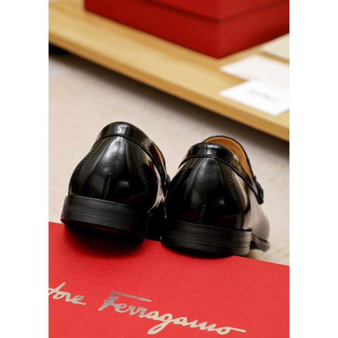 FERRAGAMO サルヴァトーレ フェラガモ ご好評につき 2024SS メンズ用 ビジネスシューズ - 画像 (9)