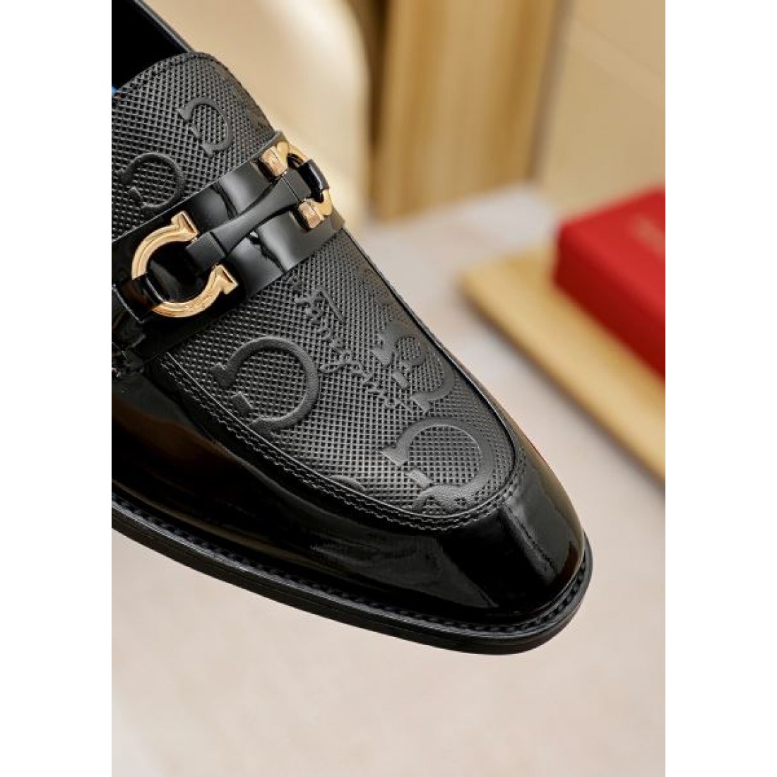 FERRAGAMO サルヴァトーレ フェラガモ 今季トレンド 2024SS メンズ用 ビジネスシューズ - 画像 (7)