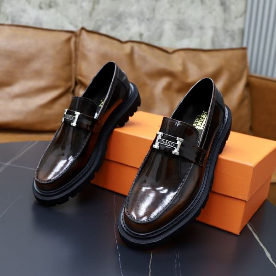 HERMES エルメス 流行に左右されない 2024SS メンズ用 ビジネスシューズ - 画像 (8)