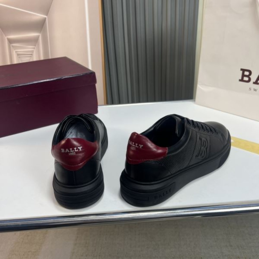 BALLY バリー インパクト抜群のデザイン 2024SS メンズ用 カジュアルシューズ - 画像 (8)
