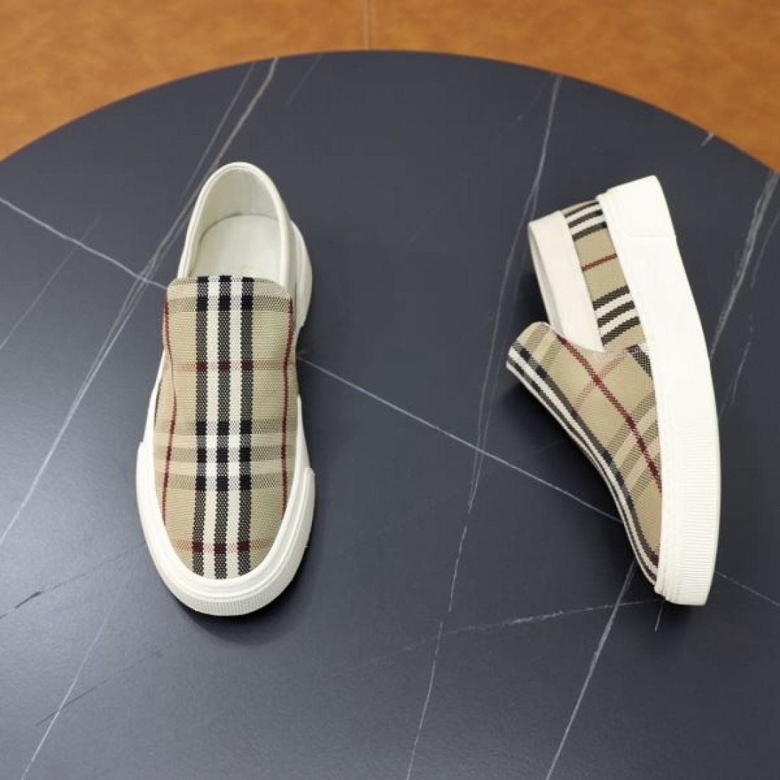 BURBERRY バーバリー 激安最強セール 2024SS メンズ用 カジュアルシューズ - 画像 (7)