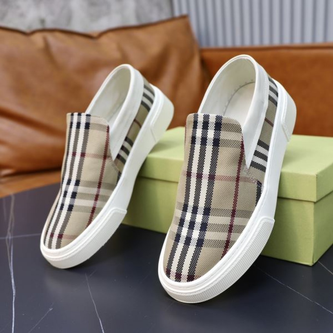 BURBERRY バーバリー 激安最強セール 2024SS メンズ用 カジュアルシューズ - 画像 (9)