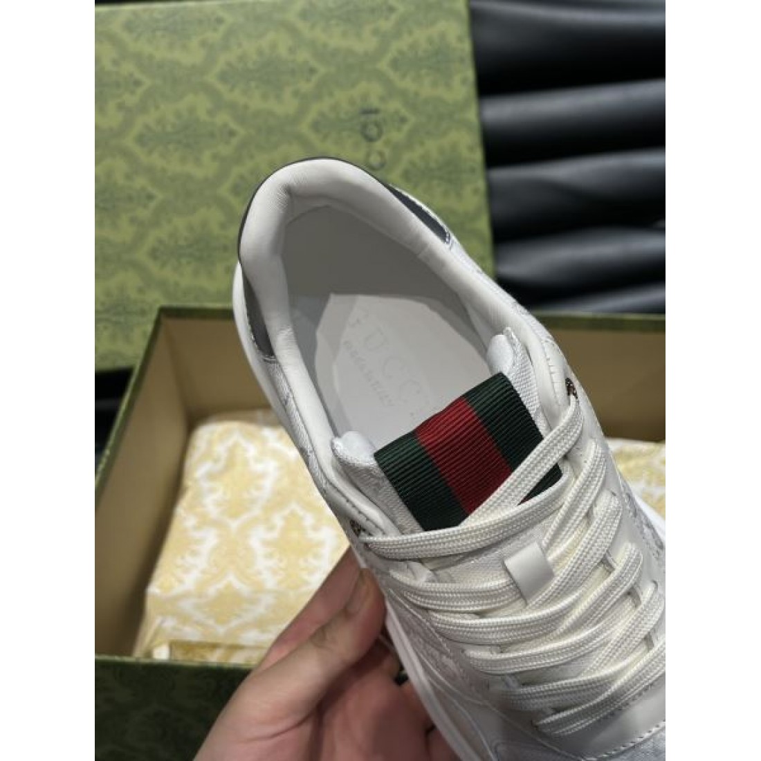 GUCCI グッチ シーン問わずに使える 2024SS メンズ用 カジュアルシューズ - 画像 (9)