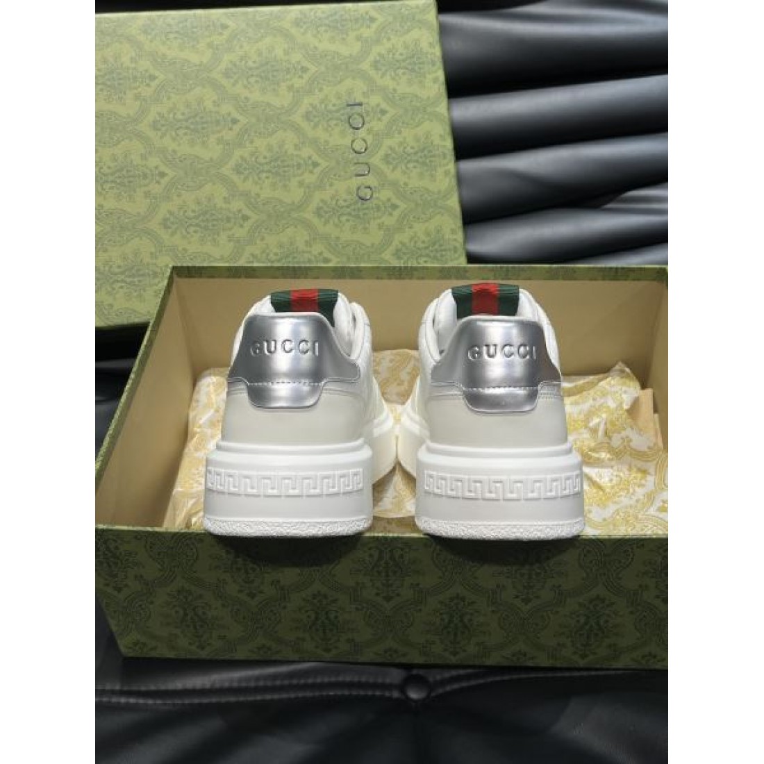 GUCCI グッチ シーン問わずに使える 2024SS メンズ用 カジュアルシューズ - 画像 (10)
