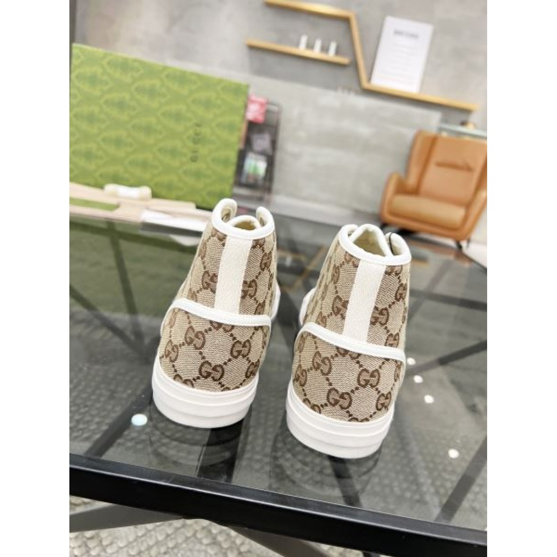 GUCCI グッチ 新作数量限定セール 2024SS メンズ用 カジュアルシューズ - 画像 (8)