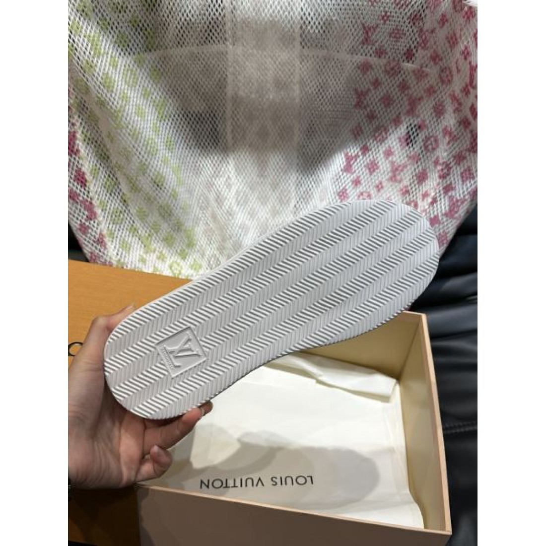 LOUIS VUITTON ルイヴィトン 今年も人気 2024SS メンズ用 カジュアルシューズ - 画像 (11)