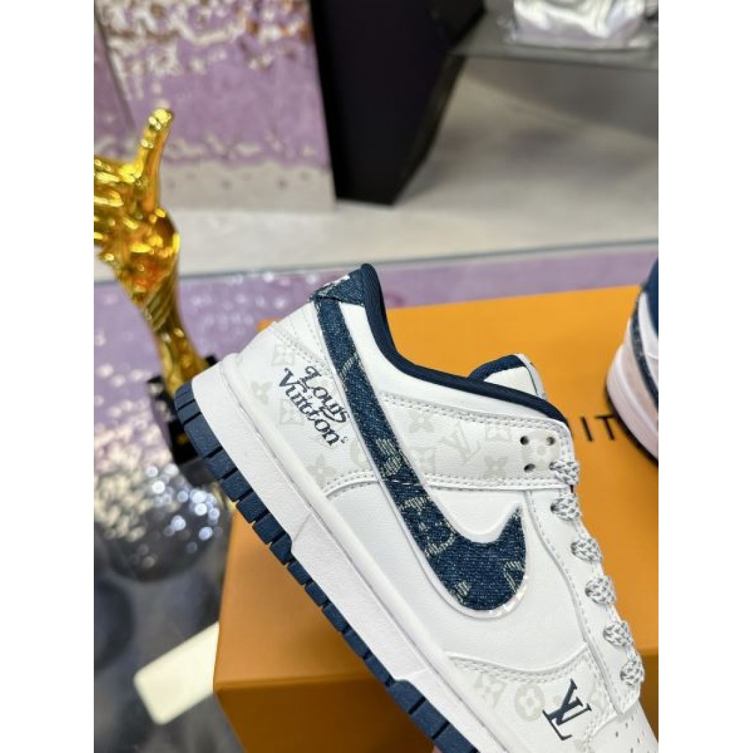 2024FW メンズ用 カジュアルシューズ LOUIS VUITTON ルイヴィトン 抜群な新鮮度 - 画像 (9)