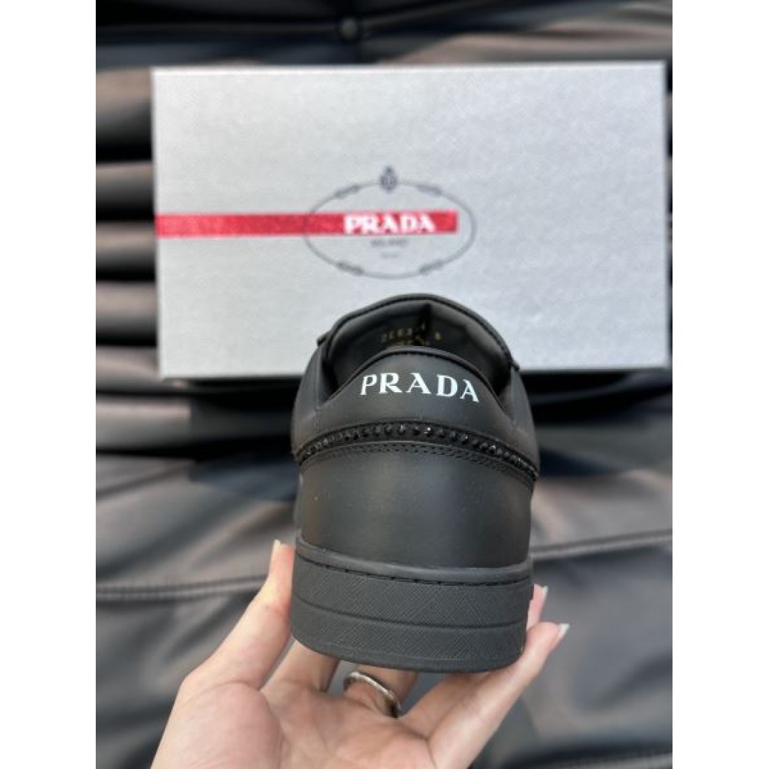 PRADA プラダ セレブも夢中ブランド新作 2024SS メンズ用 カジュアルシューズ - 画像 (8)