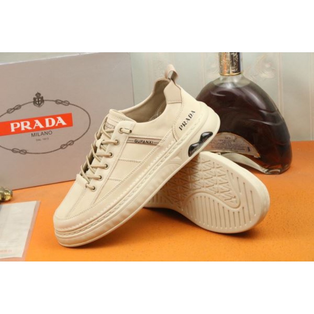 PRADA プラダ 雑誌掲載も多数注目の新作 2024SS メンズ用 カジュアルシューズ - 画像 (7)