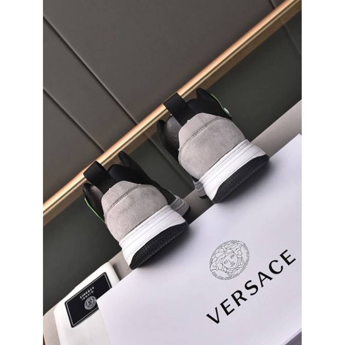 VERSACE ヴェルサーチェ 発売極限状態！ 2024SS メンズ用 カジュアルシューズ - 画像 (9)