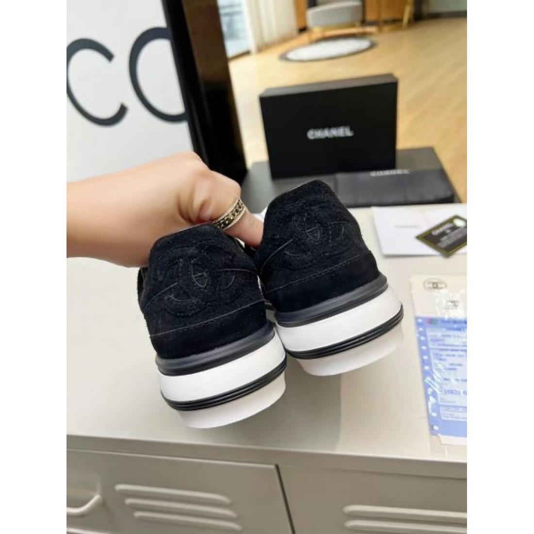 2024SS 定番のストリートスタイル CHANEL シャネル レディース用 カジュアルシューズ - 画像 (10)