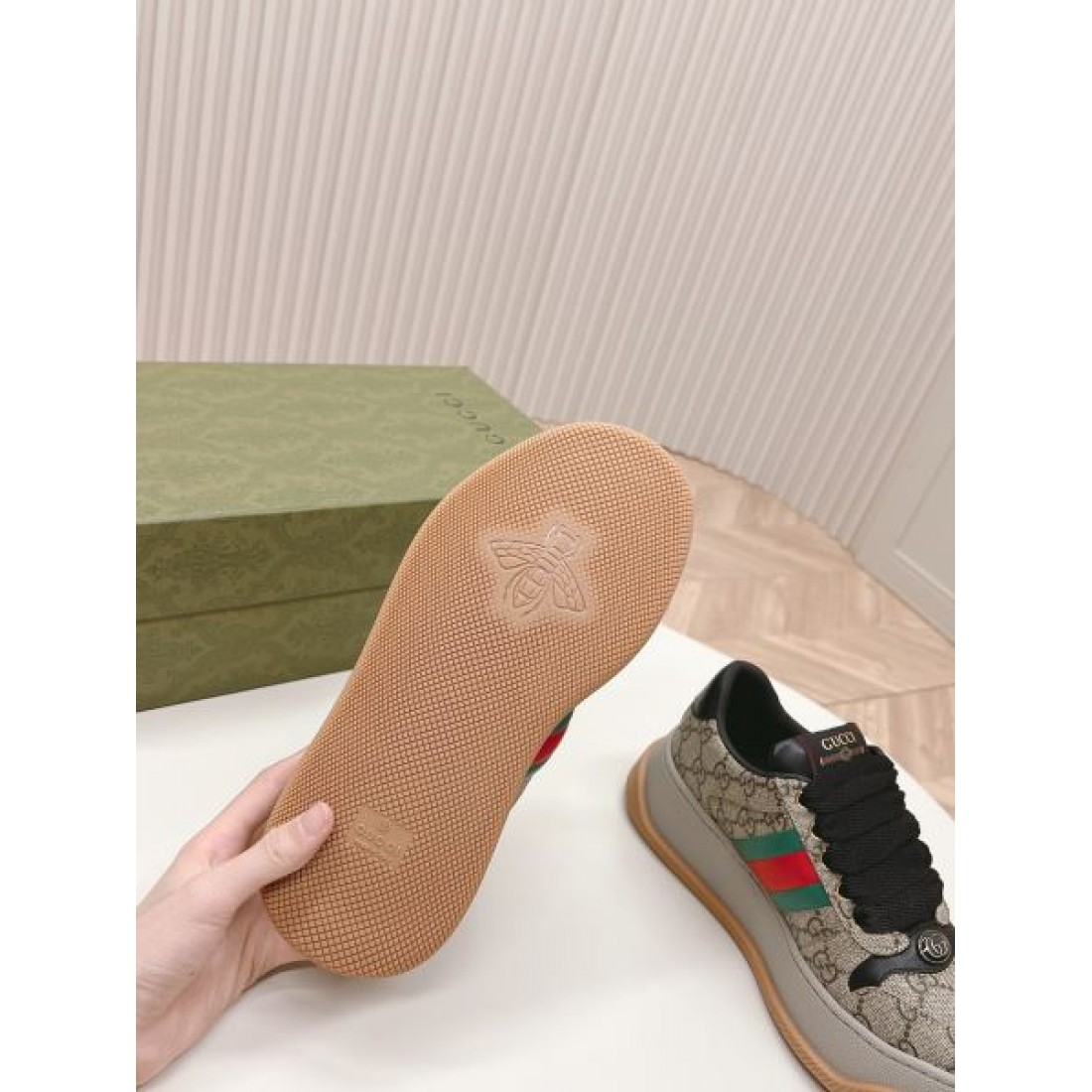 2024SS お目立ち度の高い新品 GUCCI グッチ レディース用 カジュアルシューズ - 画像 (11)