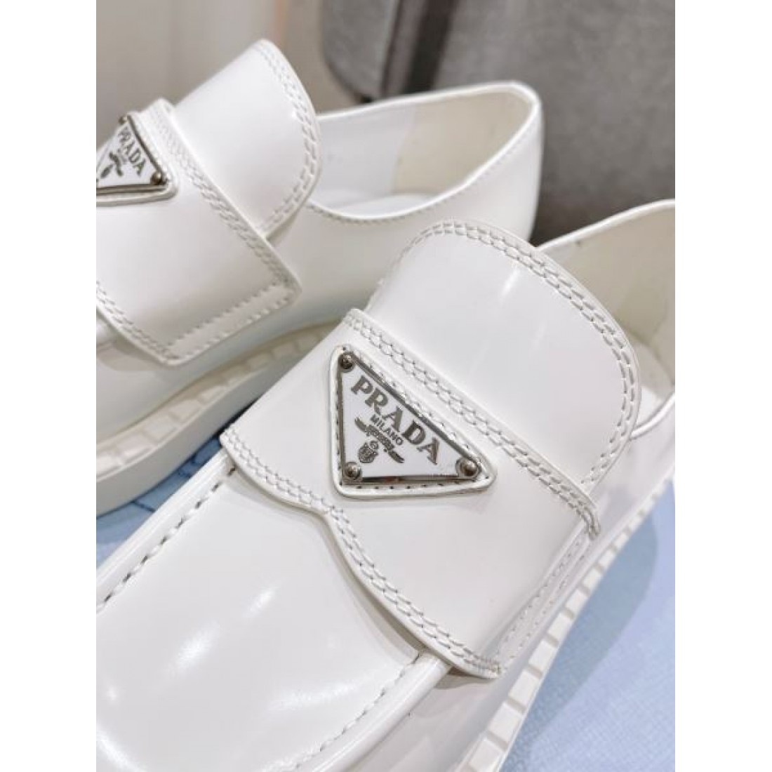 2024SS 海外のファッション新品 PRADA プラダ レディース用 カジュアルシューズ - 画像 (7)