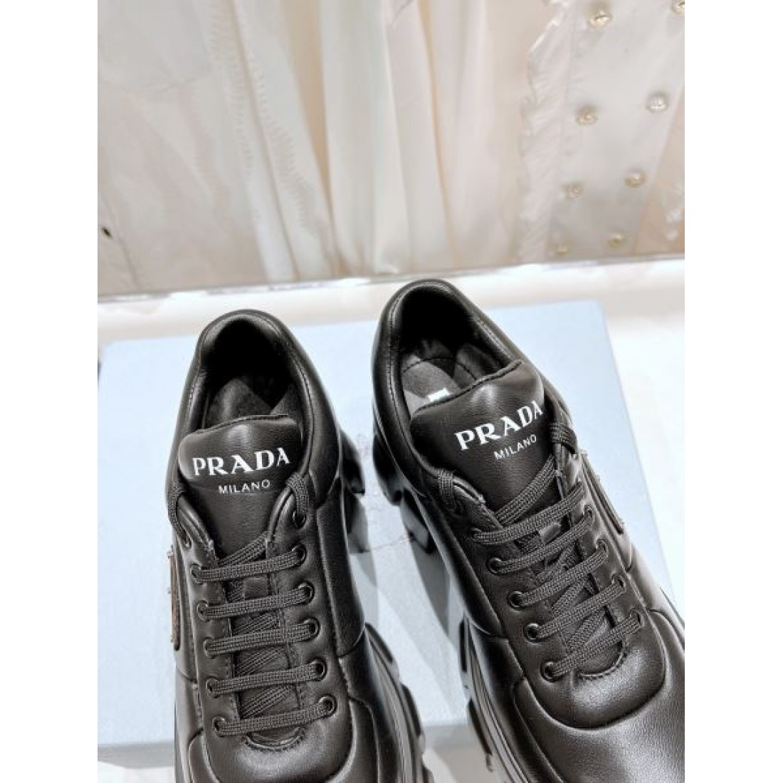 2024SS 遊び心が溢れるアイテム PRADA プラダ レディース用 カジュアルシューズ - 画像 (7)