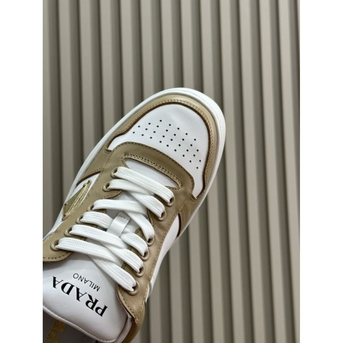 2024SS 限定生産品 PRADA プラダ レディース用 カジュアルシューズ - 画像 (8)