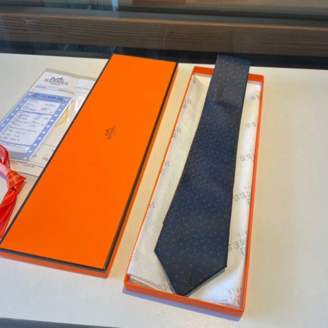 2024SS 今年の春夏コーデに活躍する HERMES エルメス ネクタイ - 画像 (7)
