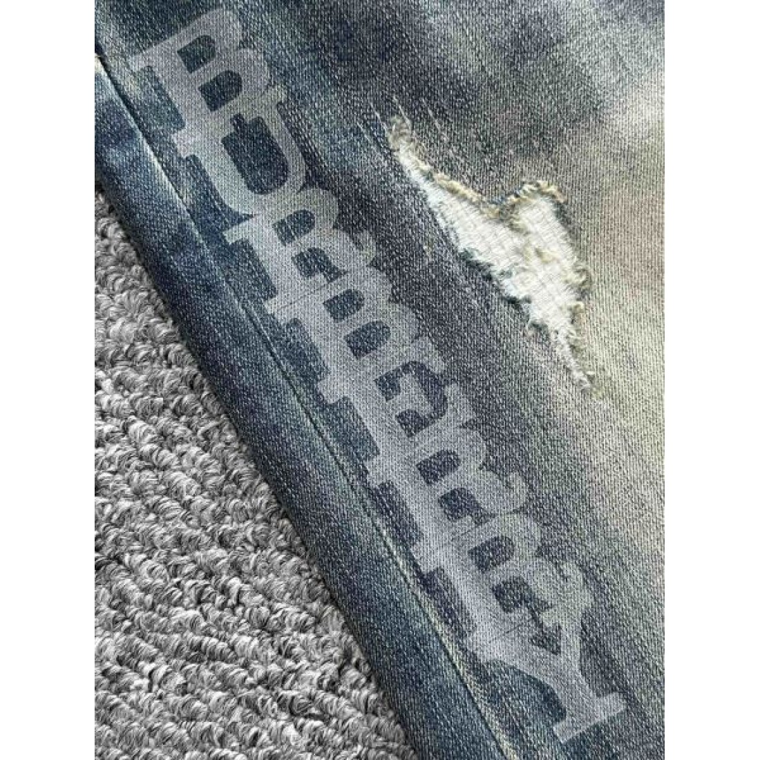 2024FW BURBERRY バーバリー 今年のトレンドを先取り ジーパン - 画像 (9)