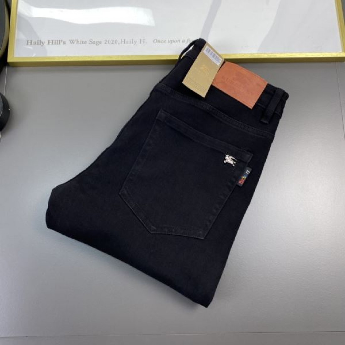 2024SS 今年の春夏コーデに活躍する GUCCI グッチ ジーパン - 画像 (9)