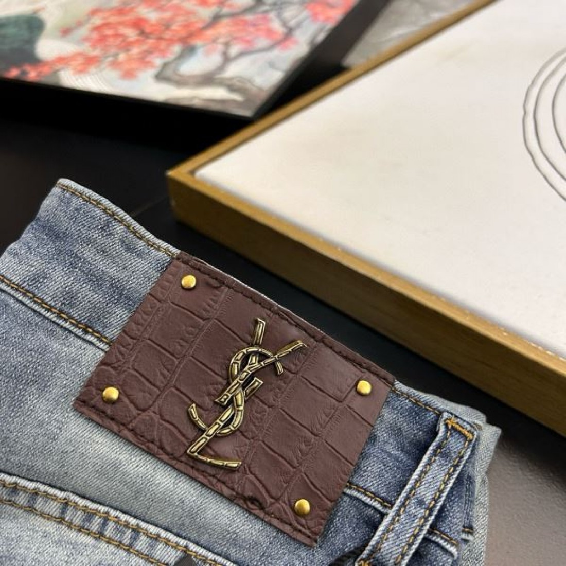 2024SS 入手困難アイテム YSL イヴ サンローラン ジーパン - 画像 (10)