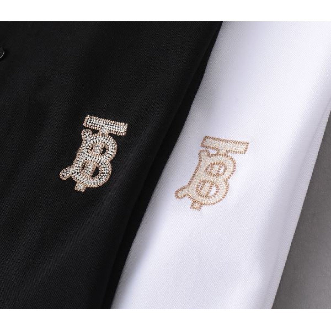 2024SS きちんと感が強い BURBERRY バーバリー メンズ用 半袖Tシャツ - 画像 (8)