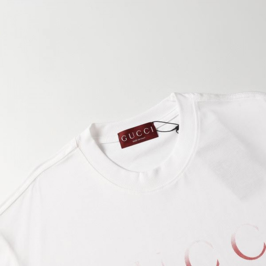 2024SS 日本でも大人気のモデル GUCCI グッチ 半袖Tシャツ - 画像 (5)