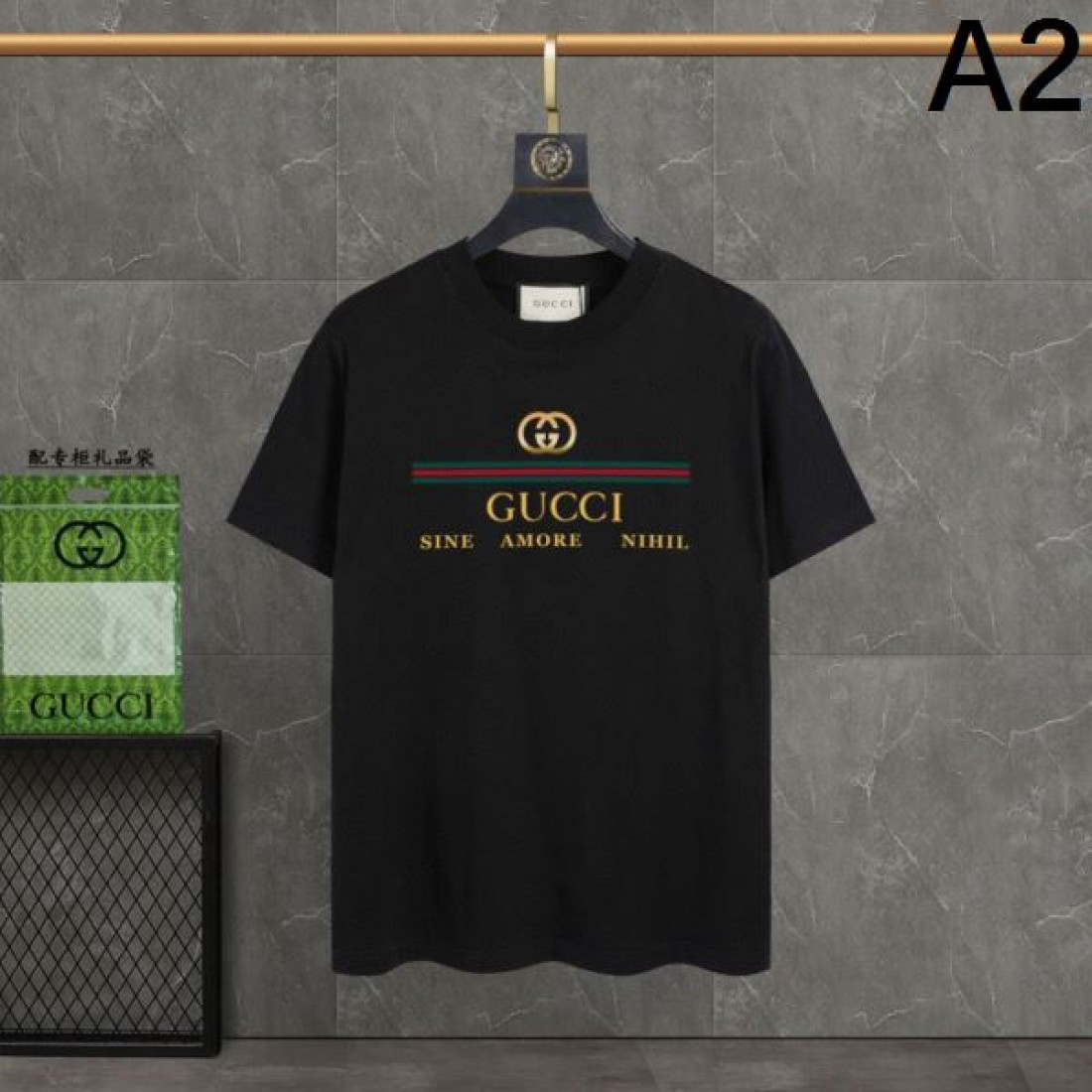 2024SS クールな印象に見せる GUCCI グッチ メンズ用 半袖Tシャツ - 画像 (3)