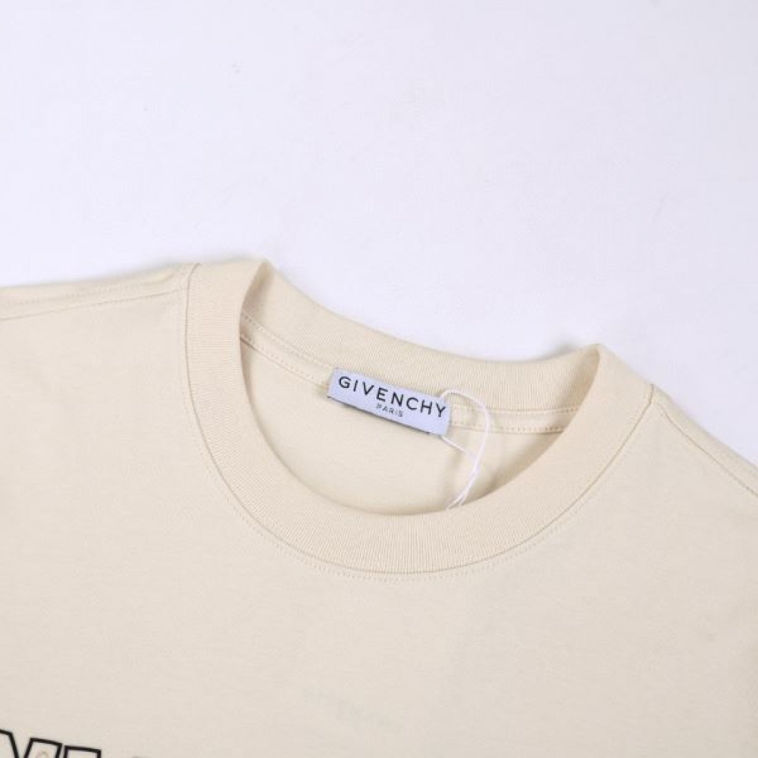 2024SS 夏限定永遠の定番 GIVENCHY ジバンシィ メンズ用 半袖Tシャツ - 画像 (4)