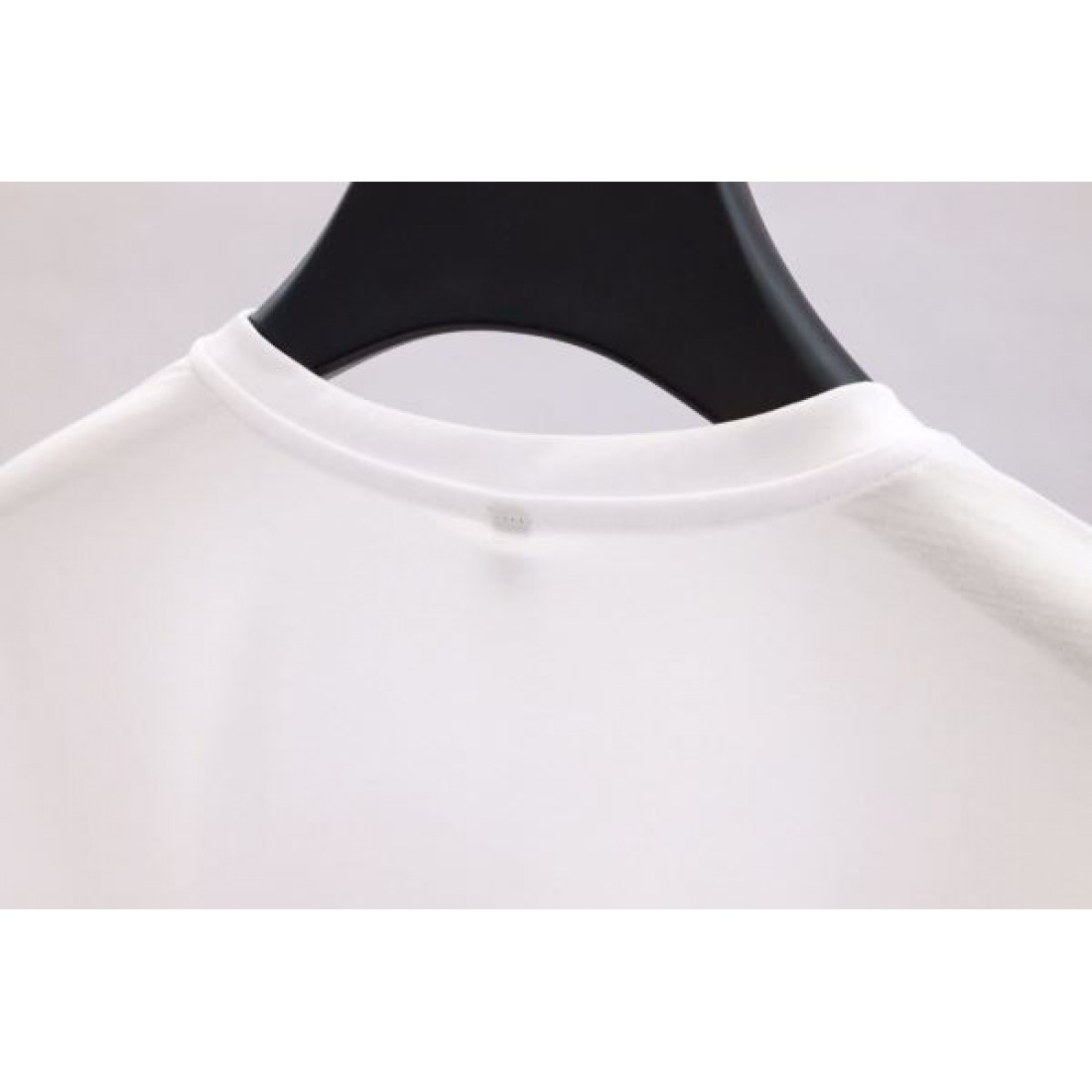 2024SS 春夏は継続系のトレンド ARMANI アルマーニ 半袖Tシャツ - 画像 (7)