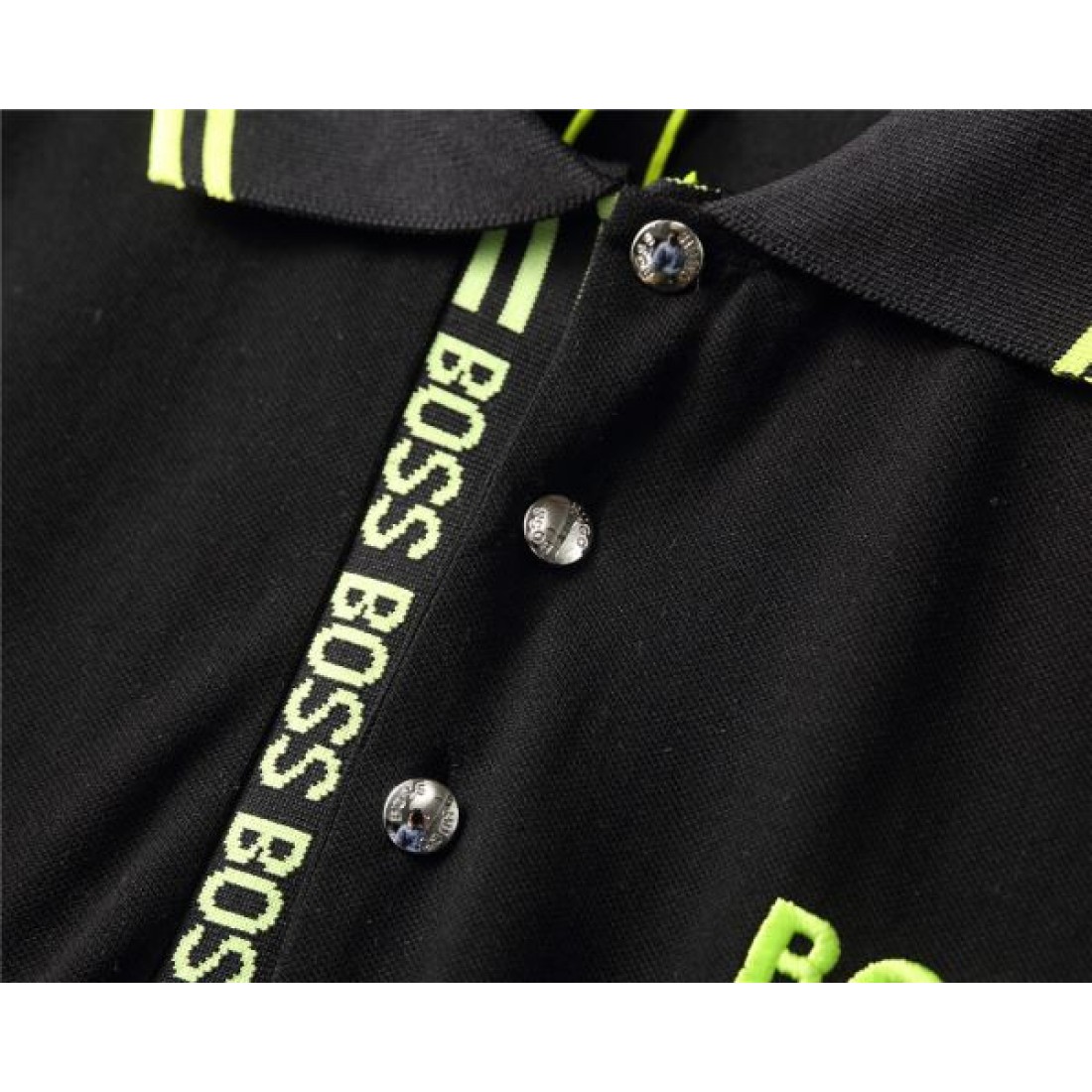 2024SS 春夏の大人コーデ HUGO BOSS ヒューゴボス 半袖Tシャツ - 画像 (8)