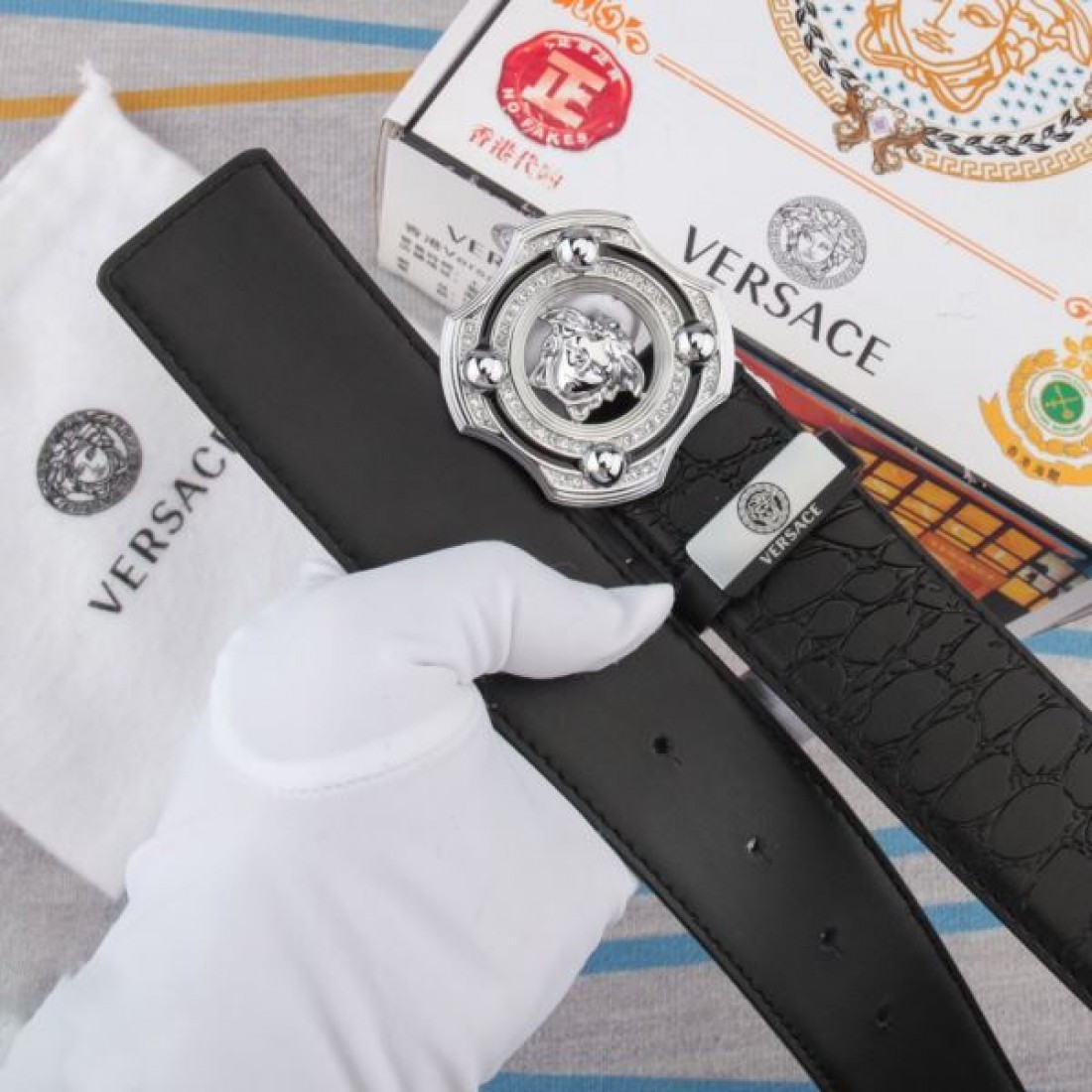 2024FW VERSACE ヴェルサーチェ 秋らしく爽やかな印象 ベルト - 画像 (9)