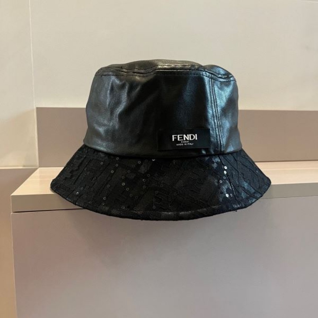 2024SS 帽子 FENDI フェンデイ おしゃれ上級者に着 - 画像 (7)