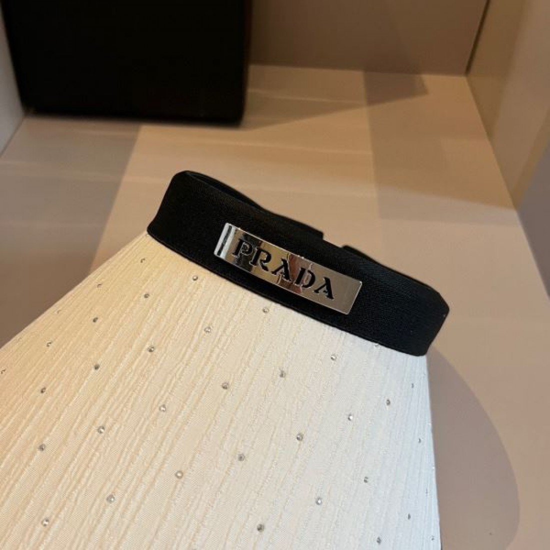 2024SS 帽子 PRADA プラダ 魅力的な価格でセール - 画像 (7)